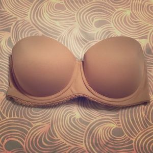 Calvin Klein 34D strapless bra